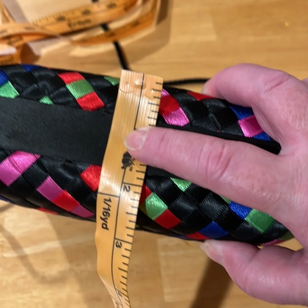 💚#833 EUC Genie Ribbon Hardshell Crossbody - Picture 11 of 11